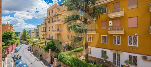 3 bedrooms Apartment in Rome, Italy No. 336624 19