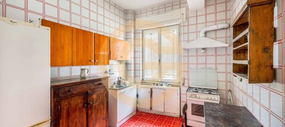 3 bedrooms Apartment in Rome, Italy No. 336624 23