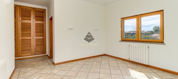 5 bedrooms Villa in Sesimbra, Portugal No. 115534 39