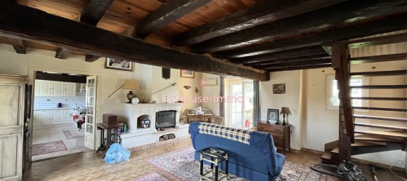 3 bedrooms House in Velles, France No. 53016 2