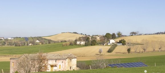 3 bedrooms House in Recanati, Italy No. 22549 25