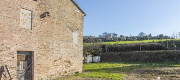 3 bedrooms House in Recanati, Italy No. 22549 13