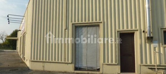 Склад с 5 комнатами в Виллорба, Италия № 159739 26