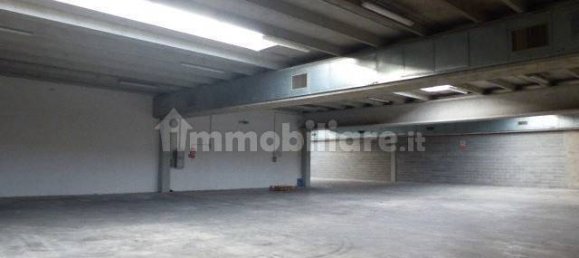 Склад с 5 комнатами в Виллорба, Италия № 159739 30