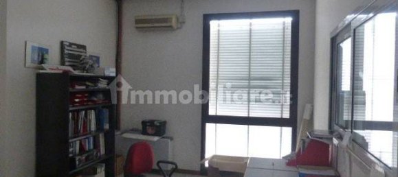 Склад с 5 комнатами в Виллорба, Италия № 159739 11