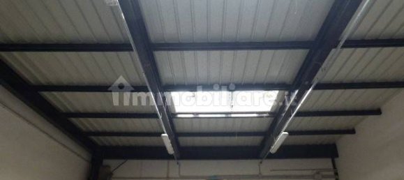 Склад с 5 комнатами в Виллорба, Италия № 159739 6