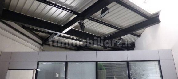 Склад с 5 комнатами в Виллорба, Италия № 159739 13