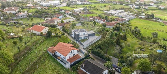 3 Schlafzimmer Haus in Povoa de Lanhoso, Portugal, Nr. 159348 3