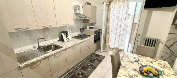 Apartamento de 8 habitaciónes en Andria, Italy No. 15080 3