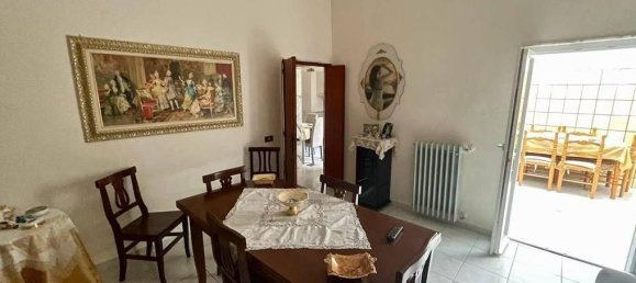 Apartamento de 8 habitaciónes en Andria, Italy No. 15080 4
