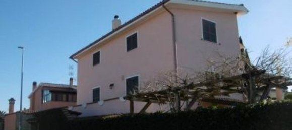 Casa de 5 habitaciónes en Rome, Italy No. 27192 7