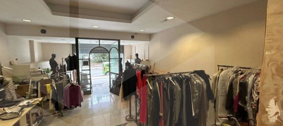 2 rooms Commercial property in Ciampino, Italy No. 18511 5