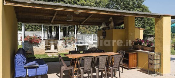 5 bedrooms House in Lucca, Italy No. 42656 8