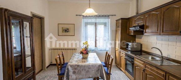 5 bedrooms House in Lucca, Italy No. 42656 19