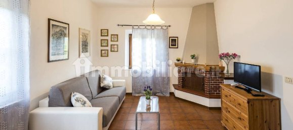 5 bedrooms House in Lucca, Italy No. 42656 18