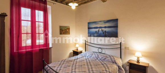 5 bedrooms House in Lucca, Italy No. 42656 30