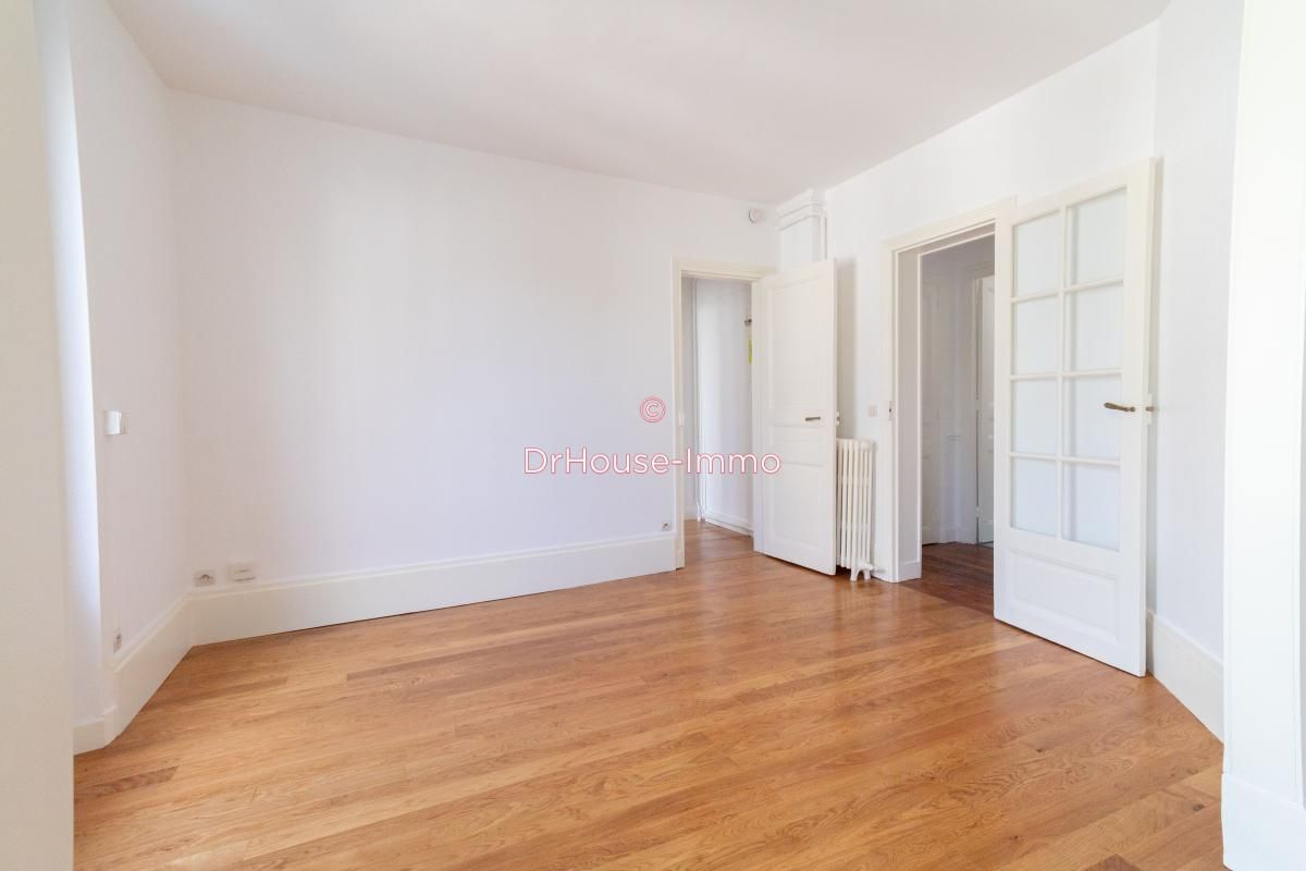 1 bedroom Apartment in Levallois-Perret, France No. 165792
