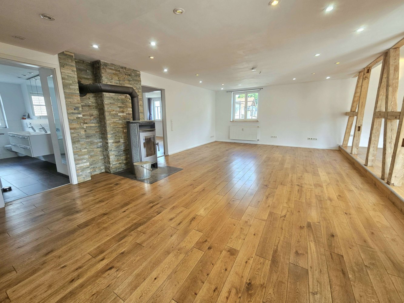 2 Schlafzimmer Doppelhaus in Odenwaldkreis, Germany, Nr. 85452