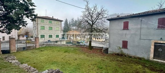 2 Schlafzimmer Haus in Montese, Italy, Nr. 144831 14