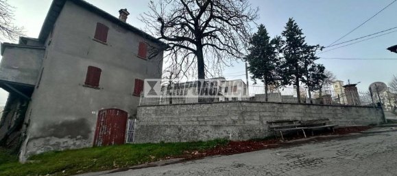 2 Schlafzimmer Haus in Montese, Italy, Nr. 144831 5