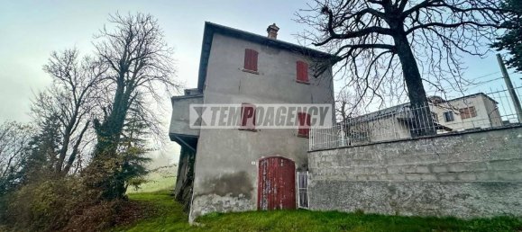 2 Schlafzimmer Haus in Montese, Italy, Nr. 144831 6