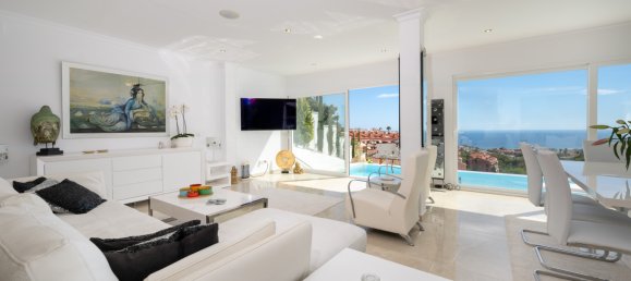 3 bedrooms Villa in Fuengirola, Spain No. 45548 41