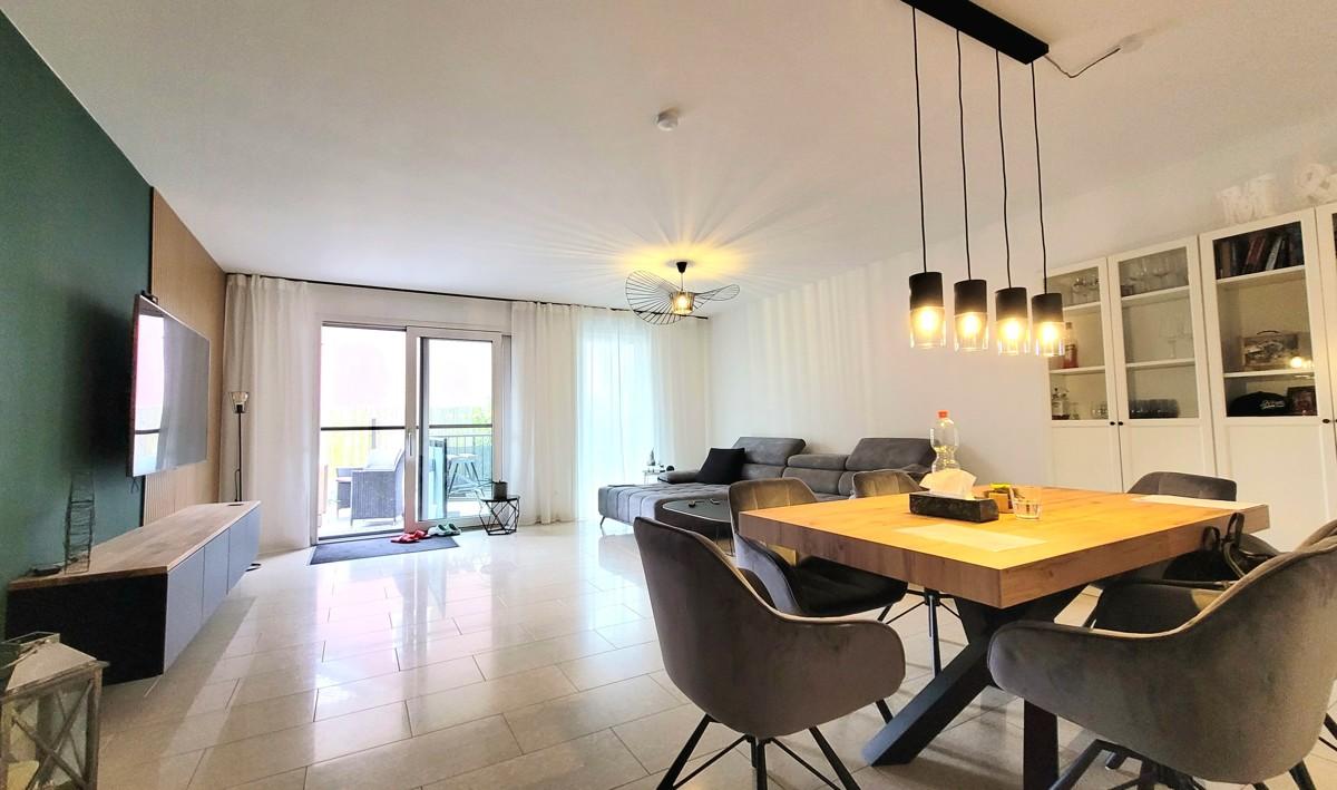 Dúplex de 3 dormitorios en Linden, Germany No. 279564