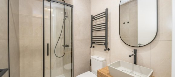 Apartamento de 3 dormitorios en Madrid, Spain No. 113260 5