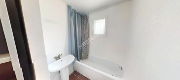 Дом с 3 спальнями в Луан, Франция № 358400 4