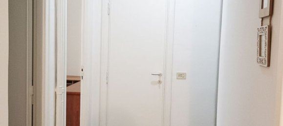 5 rooms Apartment in Rome, Italy No. 279392 8