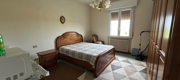 8 غرف نوم منزل في Parma, Italy رقم 371281 35