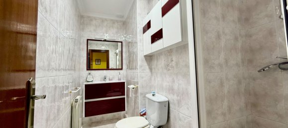 3 chambres Appartement à Basque Autonomous Community, Spain No. 166952 8