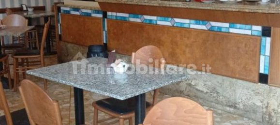 Imóvel comercial de 3 divisões em Turin, Italy N.º 350793 2