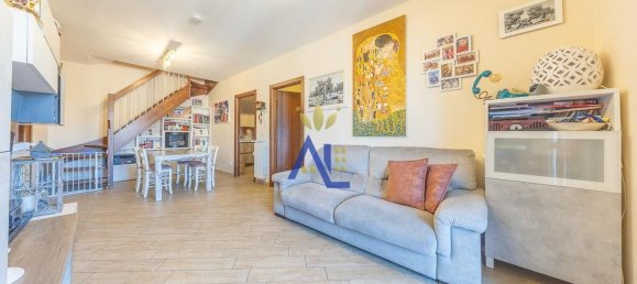 4 bedrooms Apartment in Rome, Italy No. 321611 4