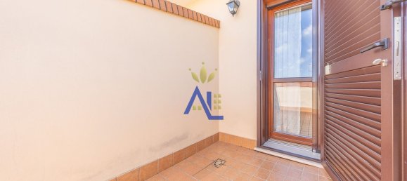 4 bedrooms Apartment in Rome, Italy No. 321611 22