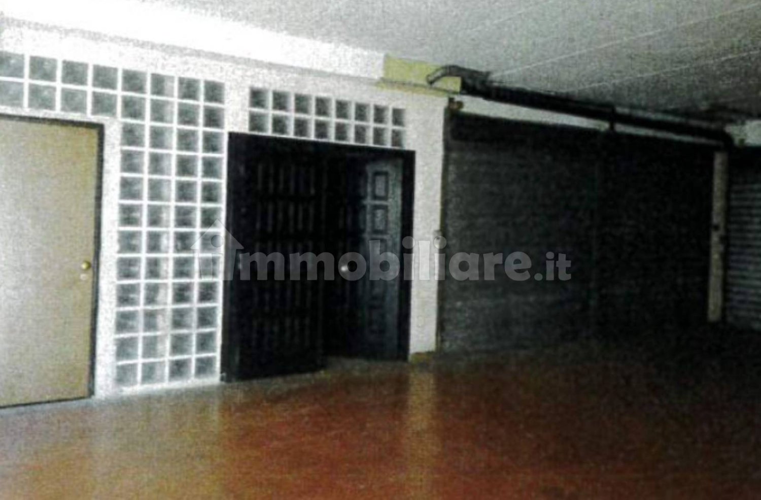 Oficina de 2 habitaciónes en Rome, Italy No. 274172