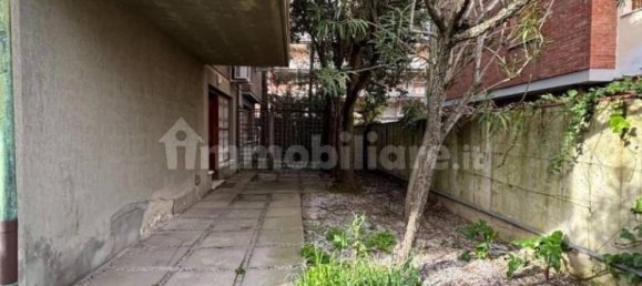 3 bedrooms Apartment in Pontedera, Italy No. 100620 100