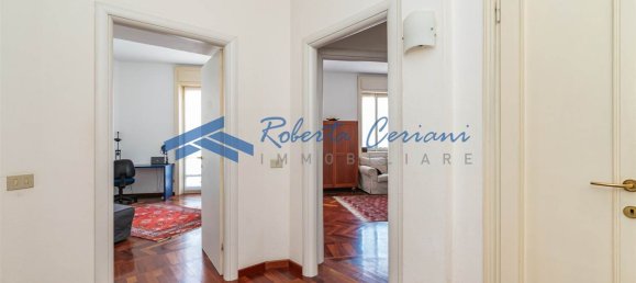 4 rooms Apartment in Saronno, Italy No. 283232 27