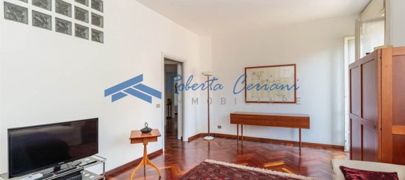 4 rooms Apartment in Saronno, Italy No. 283232 3