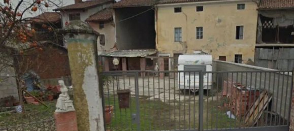 6 rooms House in Mezzana Bigli, Italy No. 64282 19