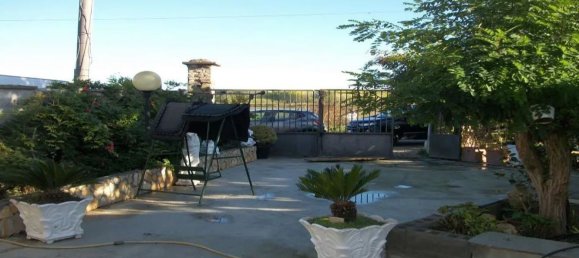 6 rooms House in Mezzana Bigli, Italy No. 64282 6