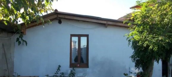 6 rooms House in Mezzana Bigli, Italy No. 64282 25