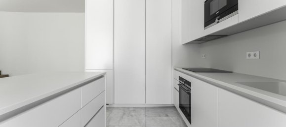 1 bedroom Apartment in Lisbon, Portugal No. 134216 5