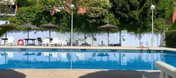 Apartamento de 3 dormitorios en Boadilla del Monte, Spain No. 180893 15