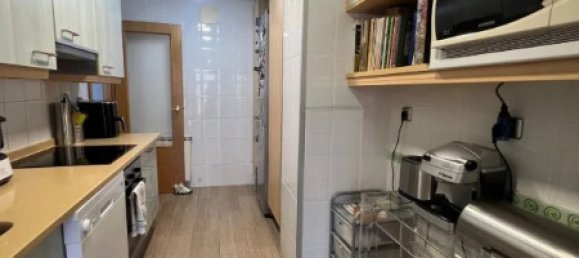 Apartamento de 3 dormitorios en Boadilla del Monte, Spain No. 180893 2