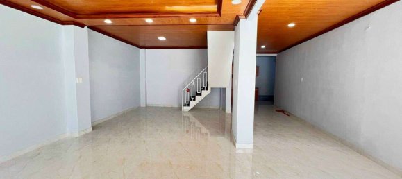 69m² Townhouse in District 7, Vietnam No. 12818 4