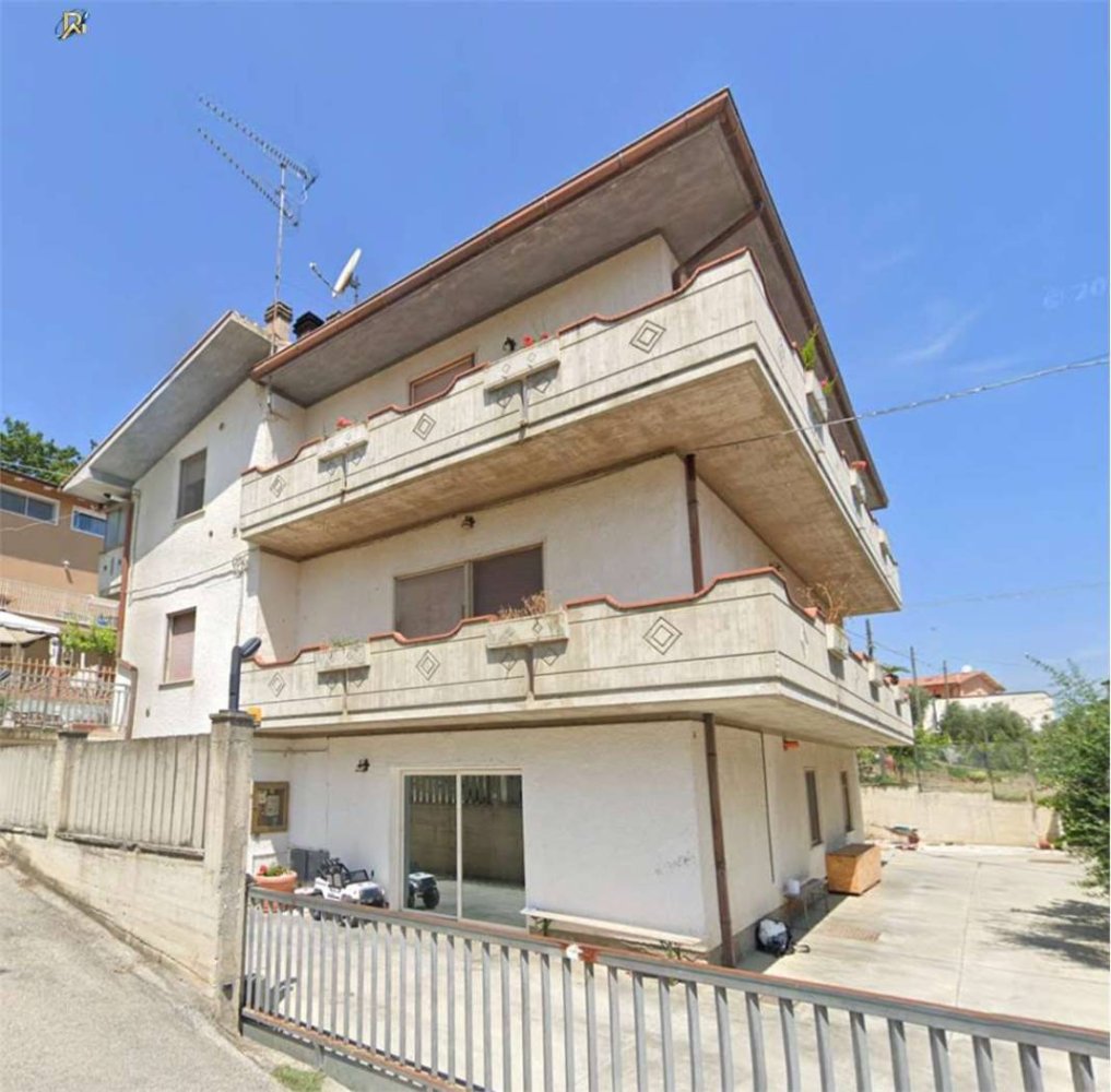 3 bedrooms Apartment in Colonnella, Italy No. 95365