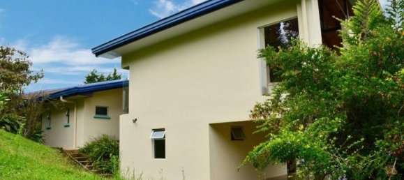 5 bedrooms House in San Isidro, Costa Rica No. 363 6