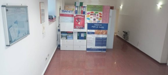 2 bedrooms Apartment in Rome, Italy No. 70128 3