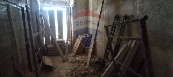 2 bedrooms Apartment in Morcone, Italy No. 308660 8